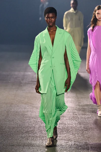 Look 21